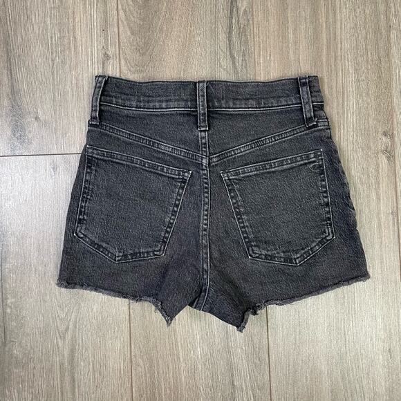 Madewell Perfect Vintage Lunar Wash Frayed Hem Jeans Shorts US Women's 23 - Picture 4 of 7